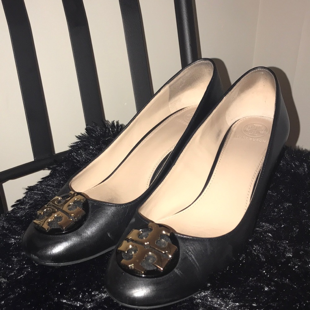 Tory Burch black- Chelsea Medallion Pump
